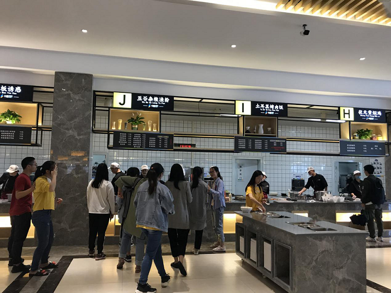 客戶對食堂承包經(jīng)營者的基本要求有哪些？